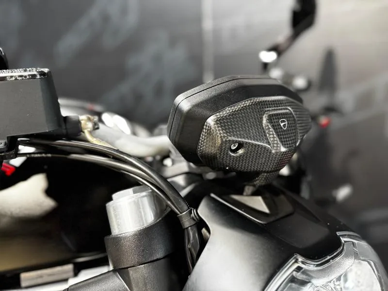 MONSTER 797