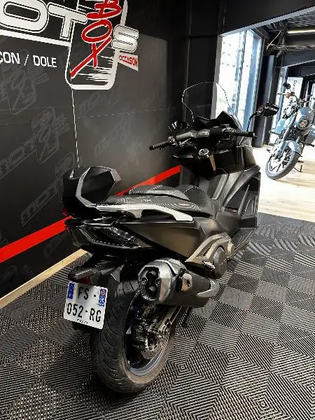 AK 550