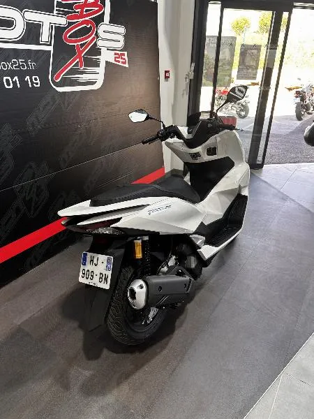 PCX 125