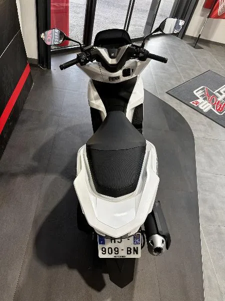 PCX 125