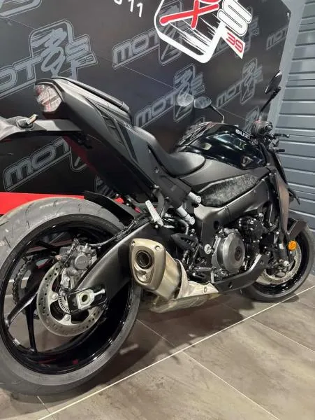 GSXS 1000