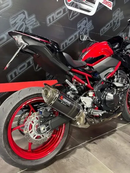 Z 900