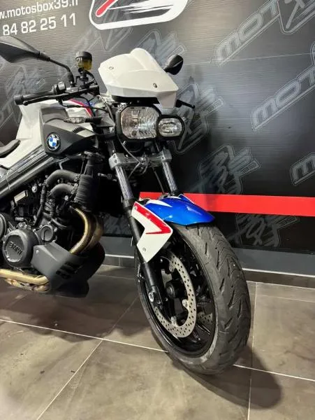 F 800 R