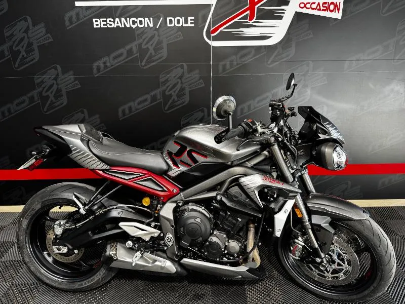 STREET TRIPLE 765 RS