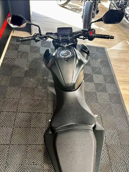 CB125R