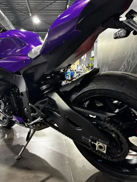 YZF 1000 R1
