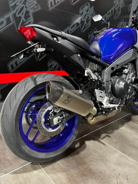 MT09