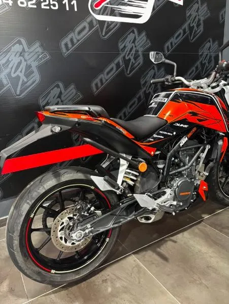 125 DUKE