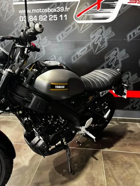 XSR 125