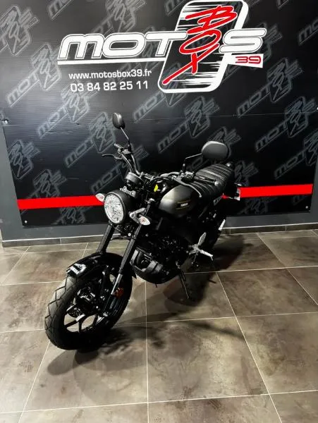 XSR 125