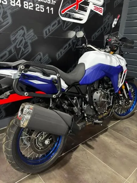 VSTROM 800DE