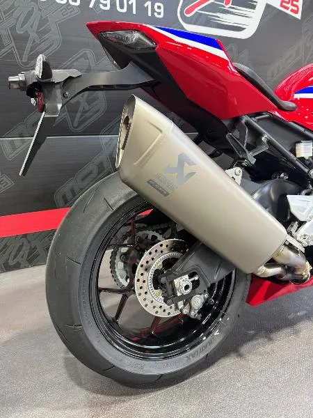 CBR 1000 RRR