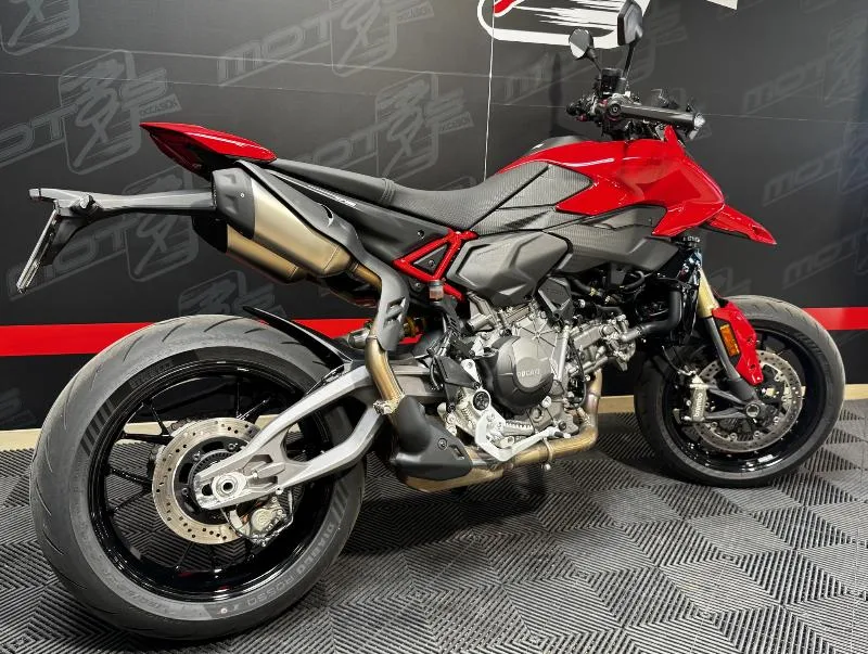 HYPERMOTARD