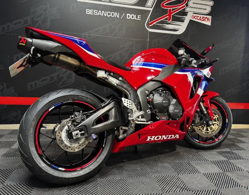 CBR 600 RR