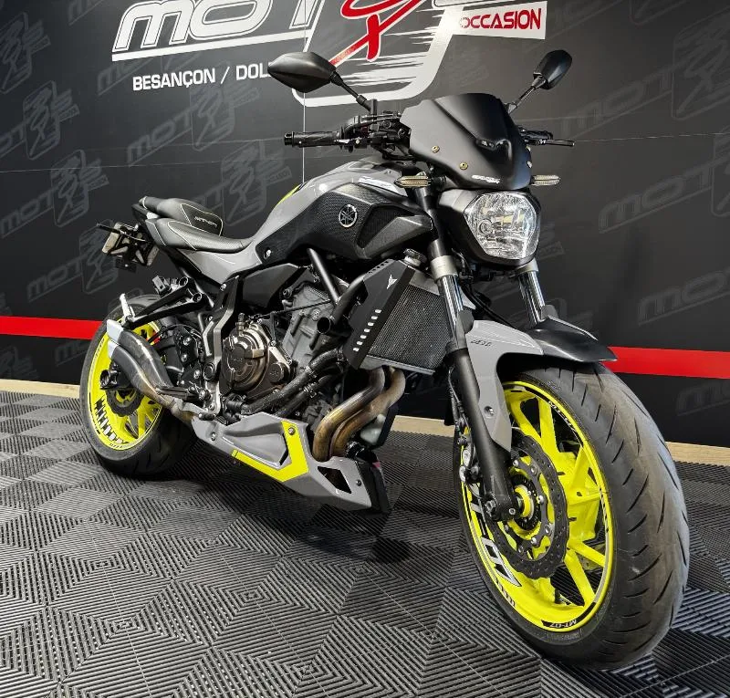 MT07