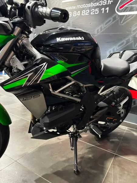 Z125
