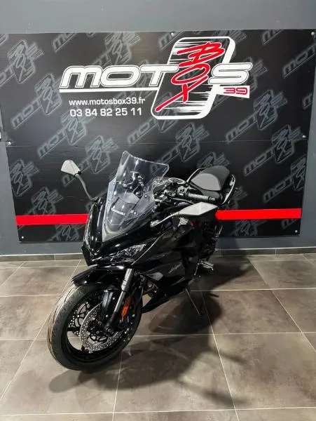 NINJA 1000 SX