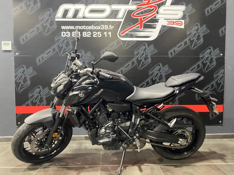 MT07