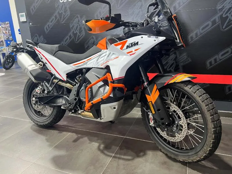 790 ADVENTURE