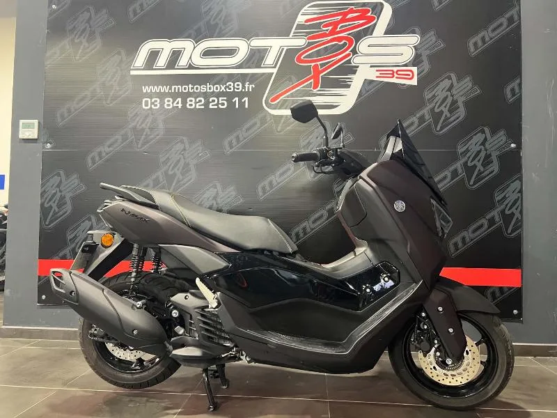 NMAX 125 TECH MAX