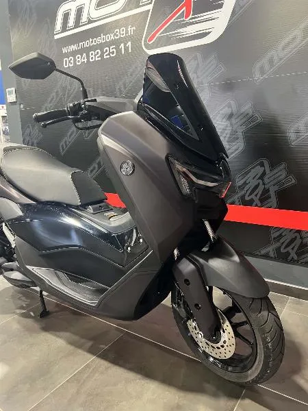 NMAX 125 TECH MAX