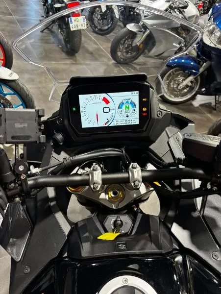 GSXS 1000 GX
