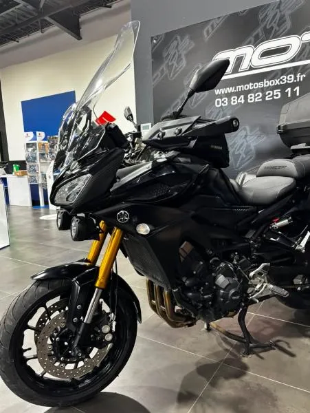 TRACER 9