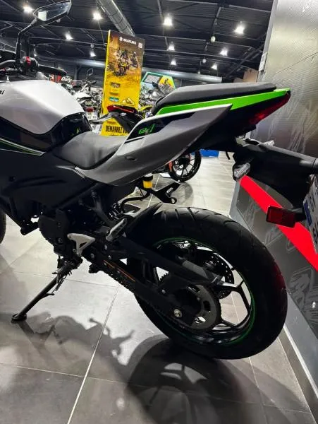 Ze1