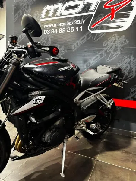 STREET TRIPLE 765 RS