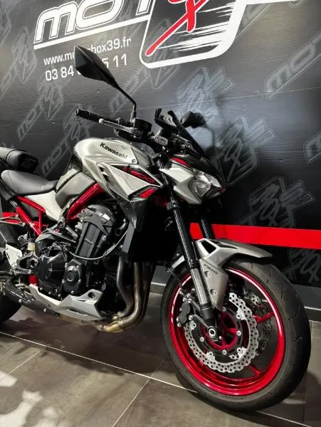 Z 900
