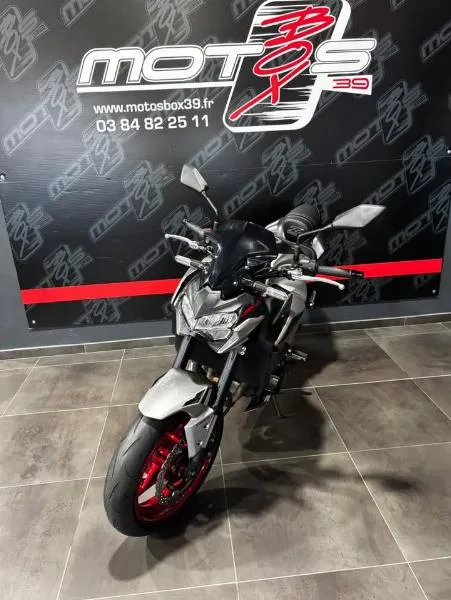 Z 900