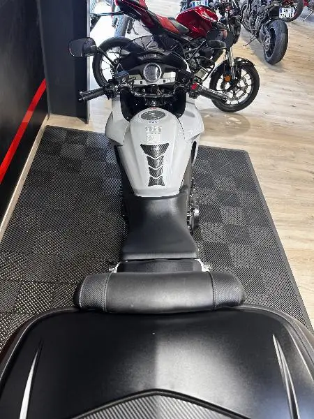 CBF 1000 FA