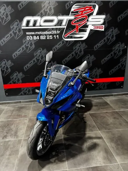 GSX8R