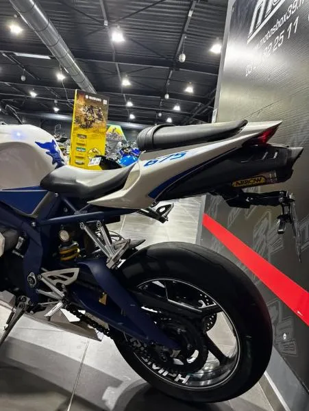 DAYTONA 675