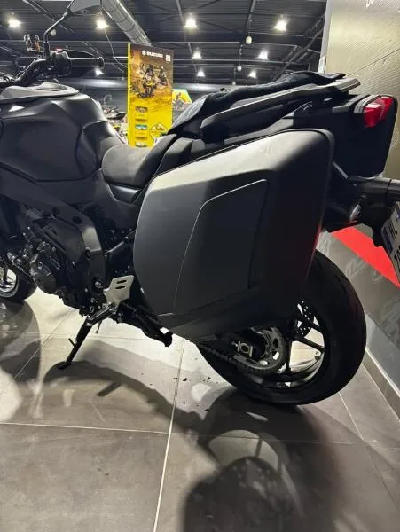 TRACER 9 GT