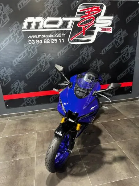 YZFR3