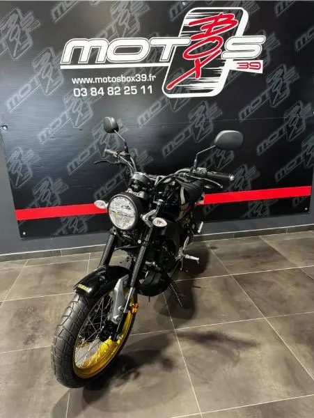 XSR 125 Legacy