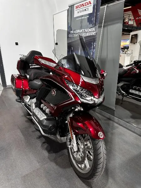 GL 1800 GOLDWING TOURING DCT