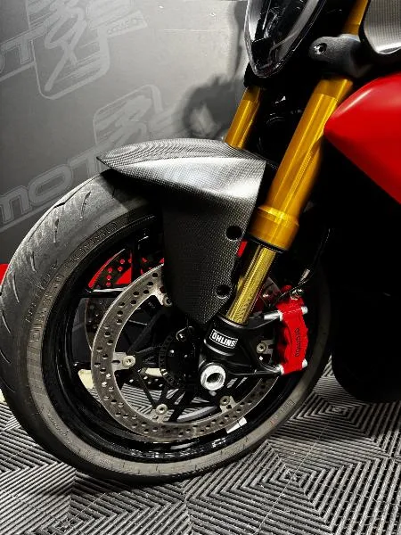 DIAVEL V4