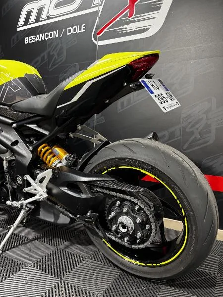 Speed Triple 1200 RX