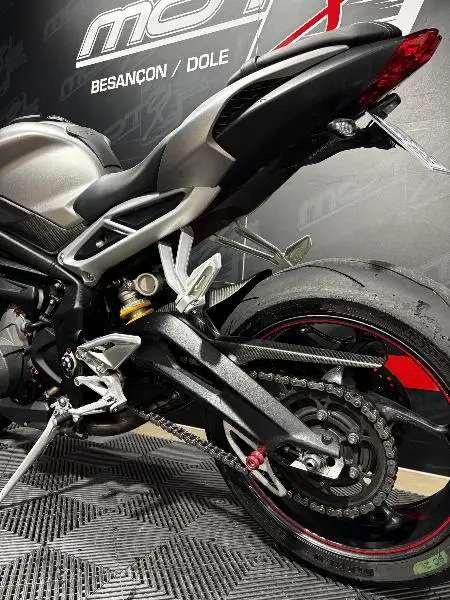 STREET TRIPLE 765