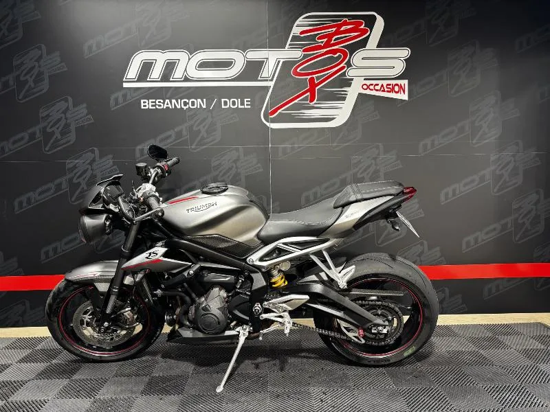 STREET TRIPLE 765