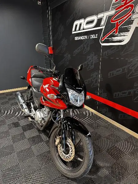 CB 125 F