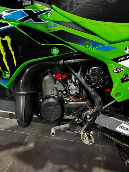 KX 85