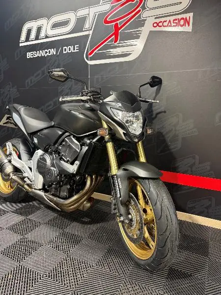 CB 600 F HORNET