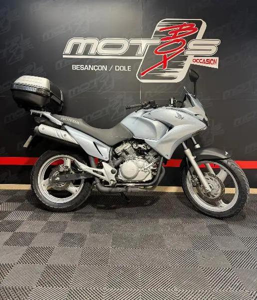 VARADERO 125
