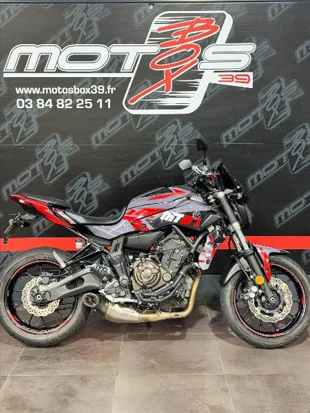 MT07