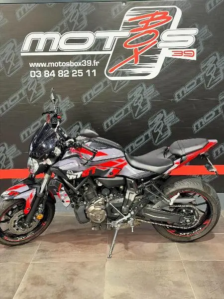 MT07