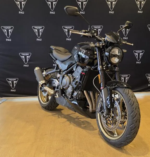TRIDENT 800