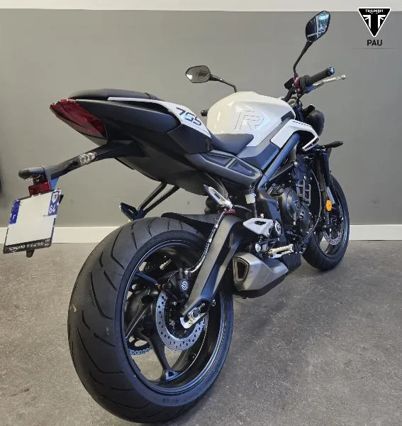 STREET TRIPLE 765 R